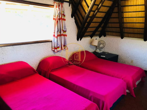 Alquilo Casa, 4 Dormitorios, 3 Baño, Punta Del Este, Maldonado.