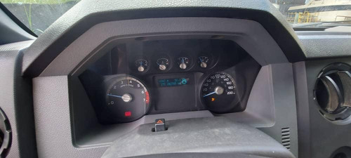Imagen 6 de 9 de Super Dutty Motor 6.0 2 Puertas Blanco