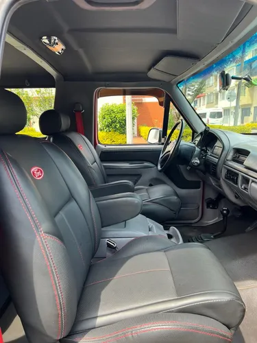 Ford Bronco 5.0 Xlt