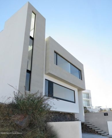 Imagen 1 de 14 de Hermosa Y Amplia Casa Renta Diseño Arquitecto 3 Rec Zibatá Jf