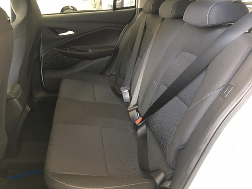 Chevrolet Onix Lt Tech (sf)