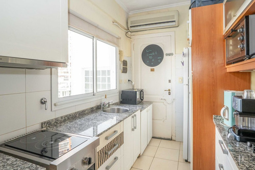 Departamento Reciclado Con Balcón Y Cochera Olivos