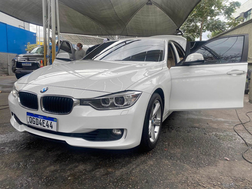 Imagem 10 de 13 de Bmw Serie 3 2015 2.0 Sport Active Flex Aut. 4p 184 Hp