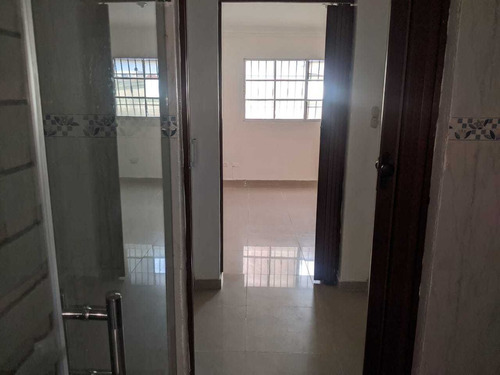 Apartamento En Venta Alpes Ii Autopista San Isidro.