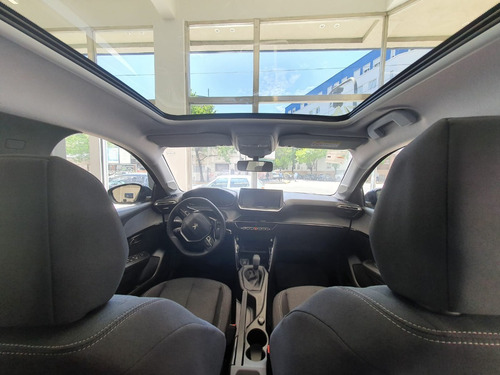 Imagen 14 de 19 de Peugeot 208 Active Pack Tiptronic 1.6