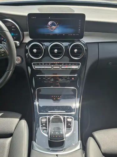 Mercedes-Benz C200 2.0 Avantgarde