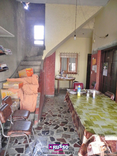 Venta Casa 4 Ambientes Isidro Casanova
