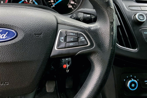 Imagen 23 de 25 de Ford Focus 4 Pts S, At, A/ac, R-15