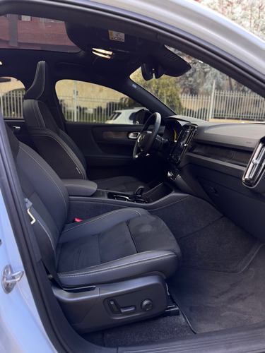 Volvo C40 0.0 Ultimate Pure Electric
