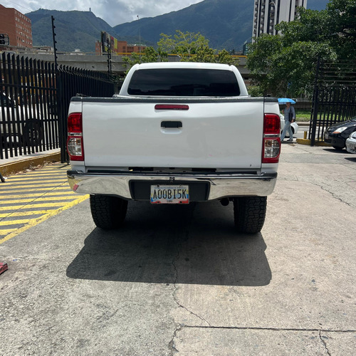 Toyota Hilux 2.7 2007 4x4