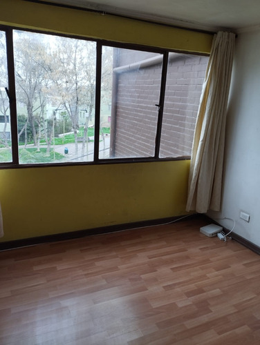 Departamento En Vital Apoquindo/pasaje Olga