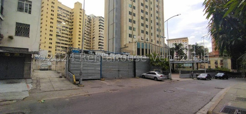 Terreno En Venta En Plaza Venezuela Caracas A Pie De Calle Alto Transito Angela Tochon