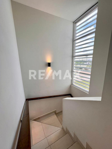 Casa En Venta En Residencial Velamar