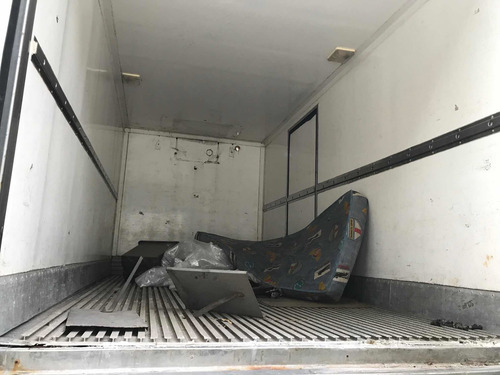 Imagem 6 de 6 de Baú Refrigerado 4.20 Piso Canaletado