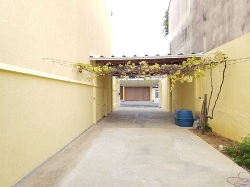 Sobrado Lindo, Ótimo Bairro, Construção Particular