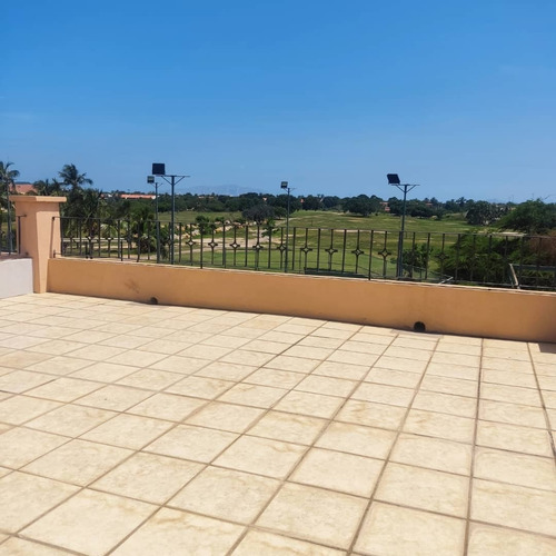 Imagen 11 de 16 de Pueblo Viejo, Complejo Turistico El Morro, Lecheria, Anzoategui (alquiler | Apartamento)