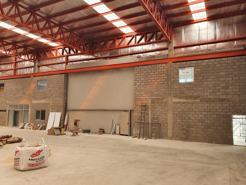 Alquiler Naves Industriales Con Puente Grúa Opcional Y Oficinas 3500 M2 En Parque Industrial Tigre