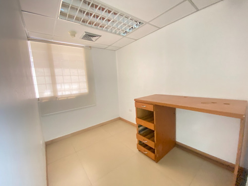 ¡ubicación Privilegiada En Altamira! Local Comercial En Alquiler