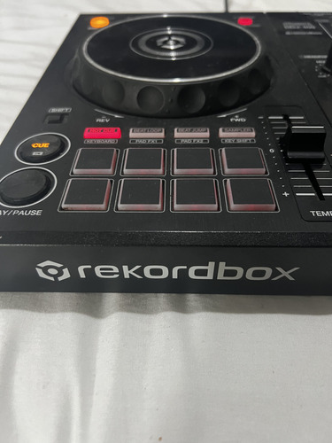 Rekordbox Pioneer Ddj-400 Dj Controller Mixer (Usado)