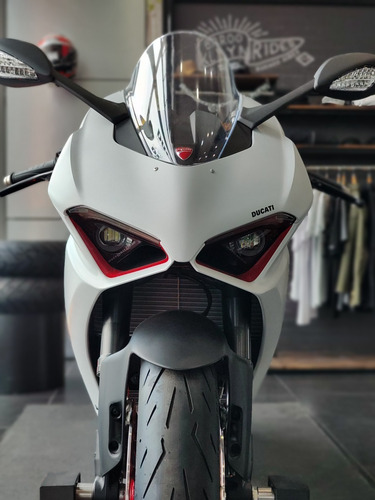 Imagen 22 de 25 de Ducati Panigale V2 White Entrega Inmediata! M