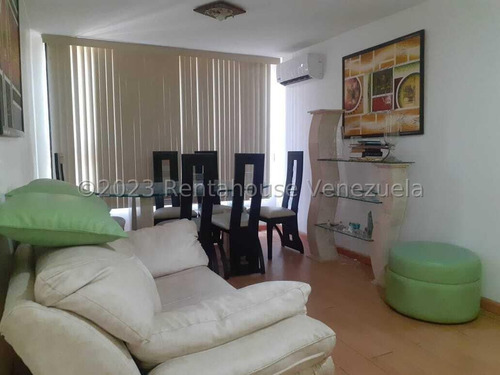 Se Vende Apartamento En El Remanso San Diego, Excelente Ubicacion, Cerca De Supermercados, Panaderias, Farmacias, Colegios Y Universidades. Dapo