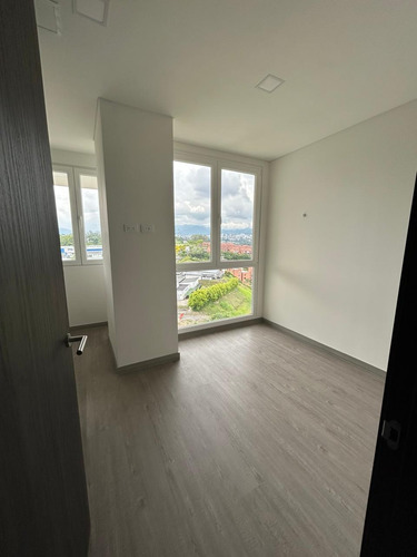 Imagen 4 de 8 de Venta O Renta Espectacular Apartamento Para Estrenar Av. Sur Pereira