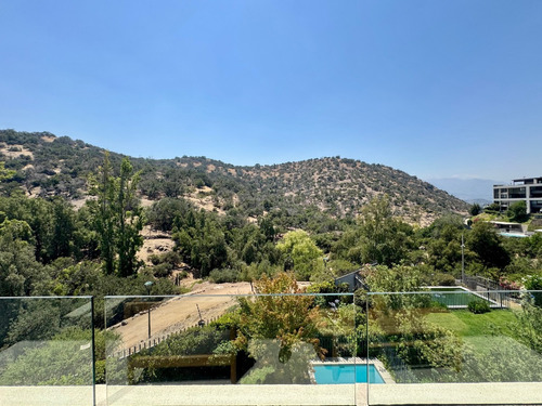 Triplex Con Vista A La Montaña Y Cercano A Colegios