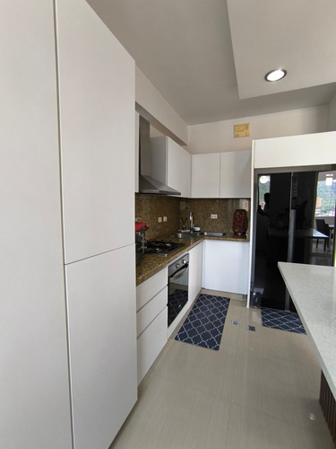 Venta Apartamento En Resd. Navona En La Trigaleña - Wc
