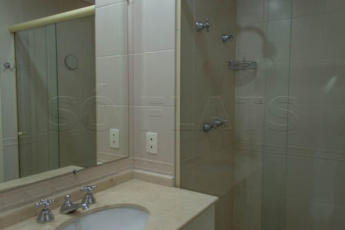 Imagem 12 de 15 de Clarion Faria Lima - Flat No Jd. Europa Fora Do Pool - Sf24380