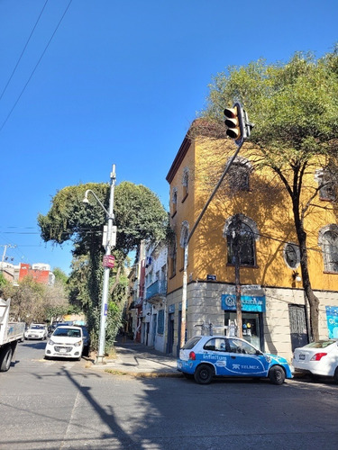 Imagen 2 de 17 de Renta Increíble Casa Con Uso De Suelo Para Remodelar Roma Norte