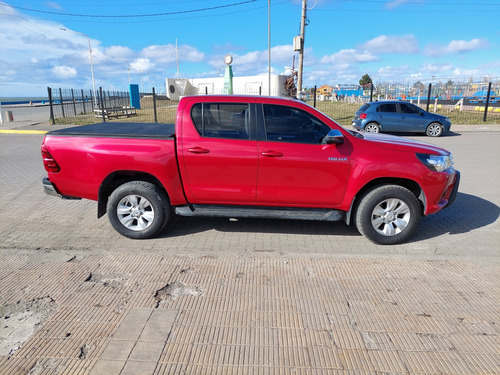 Toyota Hilux 2.8 Cd Srv 177cv 4x2