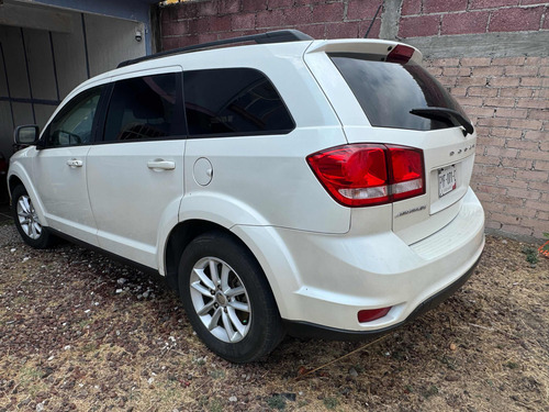 Dodge Journey 2.4 Sxt 7 Pasajeros Lujo At