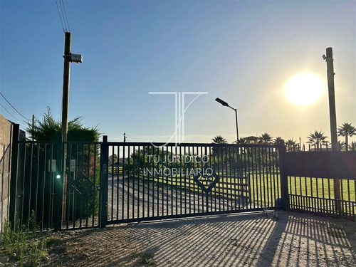 Hermosa Parcela De 7.050 Mts2 En Venta En La Comuna De Buin