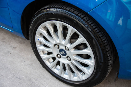 Ford Fiesta Kinetic Design 1.6 Titanium Manual