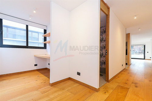 Departamento En Arriendo De 2 Dorm. En Las Condes