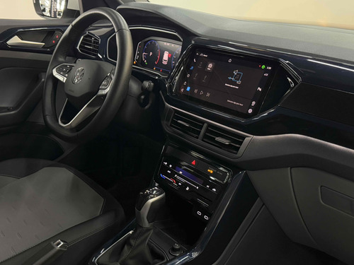 Volkswagen T-Cross 1.0 200 TSI TOTAL FLEX COMFORTLINE AUTOMÁTICO