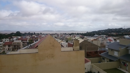 Casa Em Guarujá Com 2 Dormitórios - Vz2869