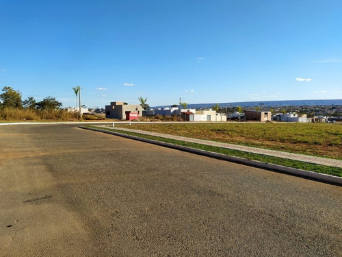 Imagem 12 de 13 de Lotes Parcelados Em Avenida Para Comércio Em Caldas Novas - Lote A Venda No Bairro Residencial Lago De Cristal - Caldas Novas, Go - Lotes-avenida-comercial