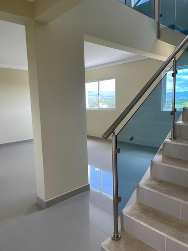 Vendo Apartamento Tipo Penthouse Próximo Unión Médica Santia