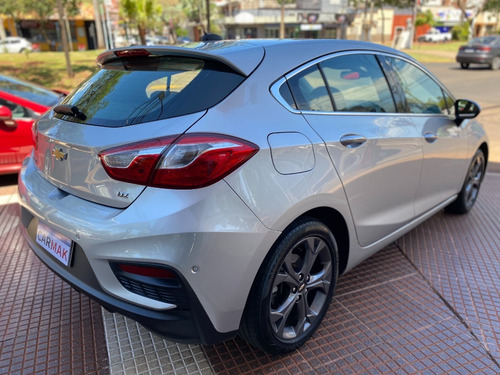 Imagen 7 de 25 de Chevrolet Cruze Ltz 2017 Debajo De Info