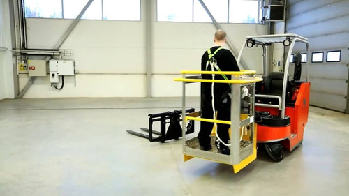 Autoelevador Electrico Maxtruck Con Batería Y Cargador