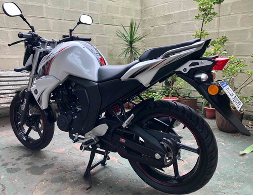 Yamaha Fz 16
