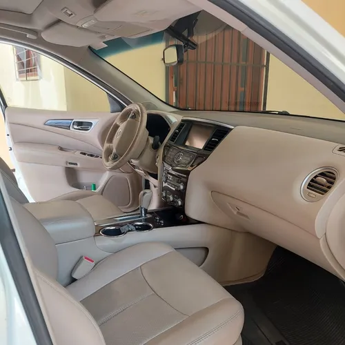 Nissan Pathfinder 3.5 Exclusive Mt