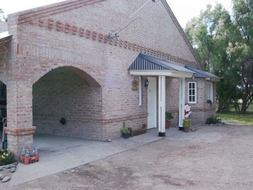 Imagen 4 de 11 de Casa En Venta En Rawson