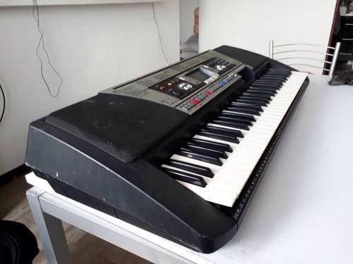 Teclado musical Yamaha PSR Series 350