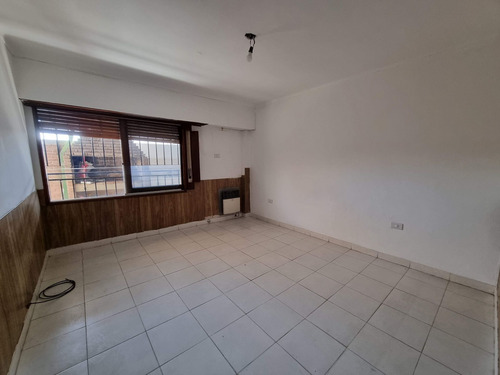 Imagen 16 de 20 de Local Comercial Y Casa En Planta Alta.