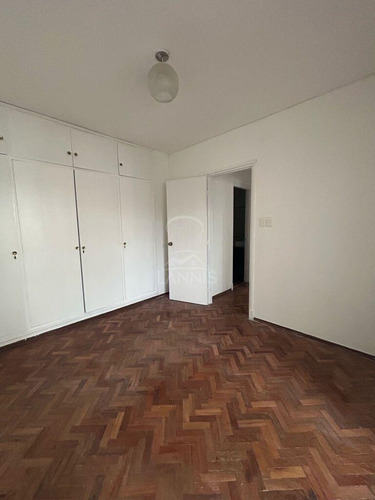 Centro Ref Y1715 Apartamento En Alquiler (ejido Y Av. 18 De Julio) A Metros De La Intendencia