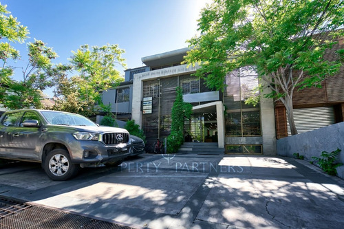 Espectacular Casa Comercial En El Golf ( Uf/m2 90)