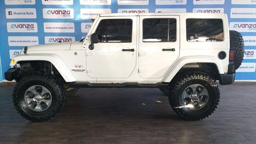 Imagen 4 de 12 de Jeep Wrangler 2017 3.6 V6 Unlimited Sahara 4x4 At