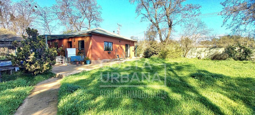 Vende Casa Con Amplio Terreno En Lo Gamboa De Olmué